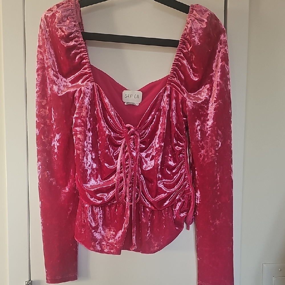 Women's Pink Velvet Top